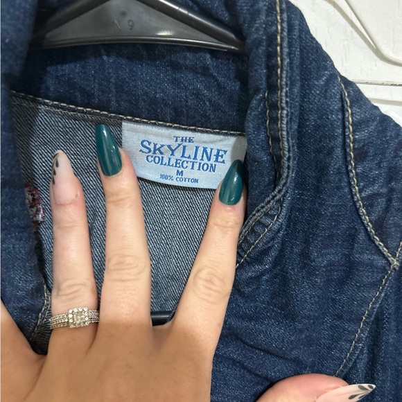 Skyline collection denim jacket M 
Roses - Picture 2 of 4